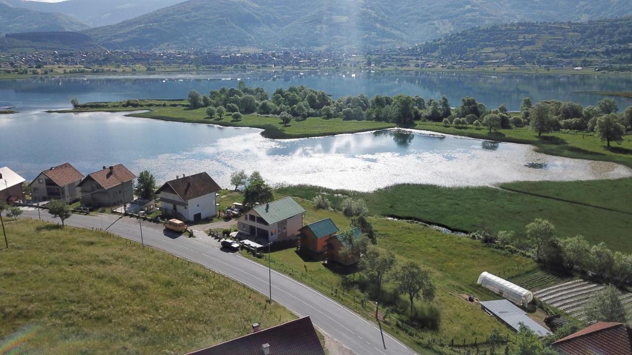 Holiday House By The Lake Плав Экстерьер фото